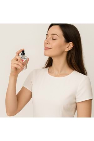 Parfum Femme Floral, Tenue Longue, Usage Quotidien – EDP 50 ML – Luméra Série K143